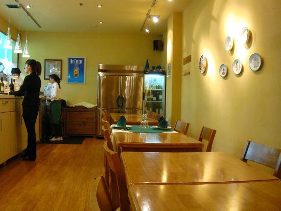 Bei LvDao Italian MingCai Restaurant